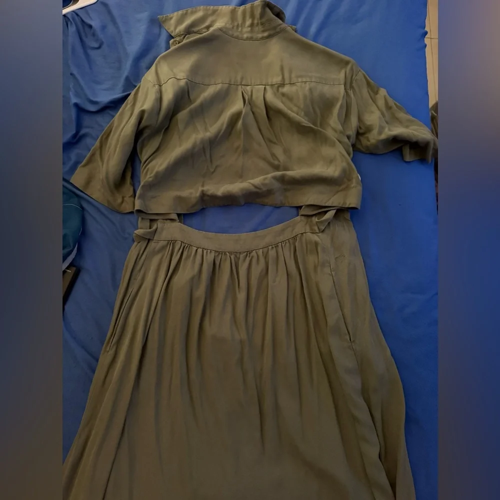 Lacoste Olive Green Button-Down Midi dress - Picture 6 of 8